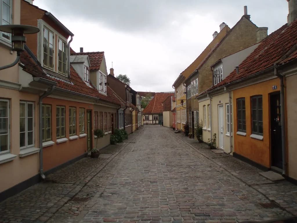 Best Time to Visit Odense: Seasonal Guide & 7 Key Insights