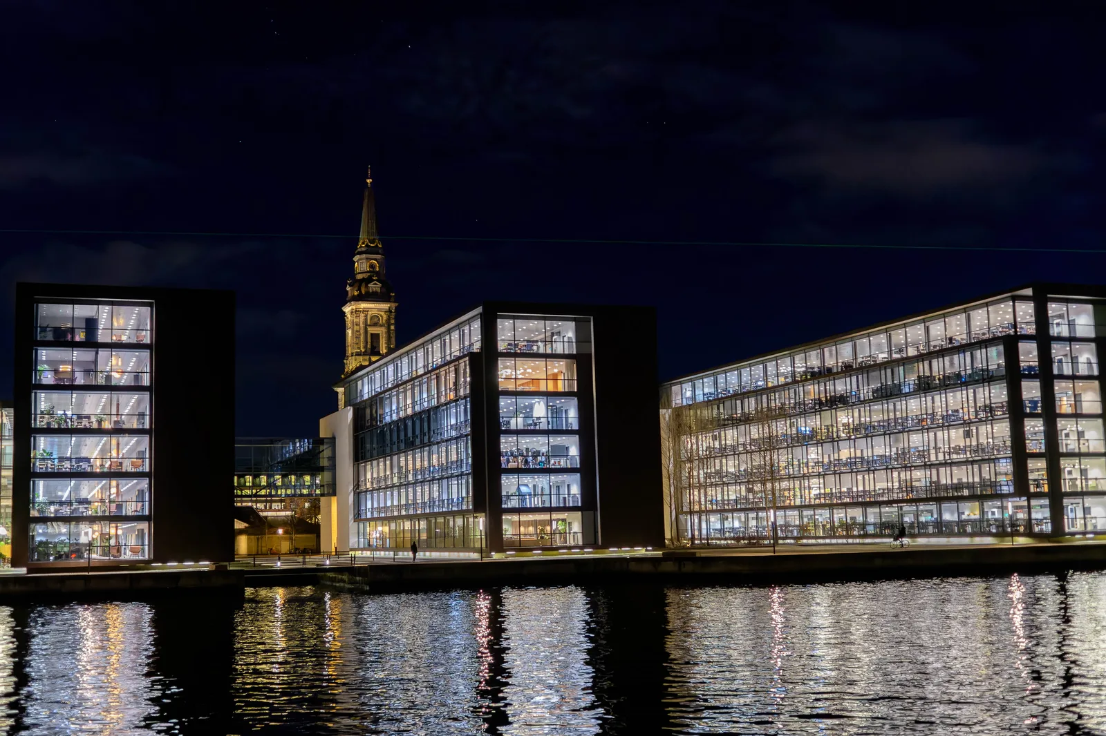 Light art installation at Copenhagen Light Festival, What is the Copenhagen Light Festival experience